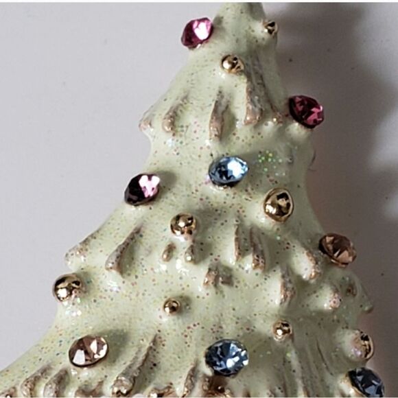 WINTER WHITE CHRISTMAS TREE BROOCH PIN - Picture 4 of 8